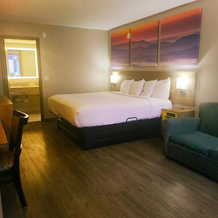Days Inn By Wyndham הריסונבורג מראה חיצוני תמונה